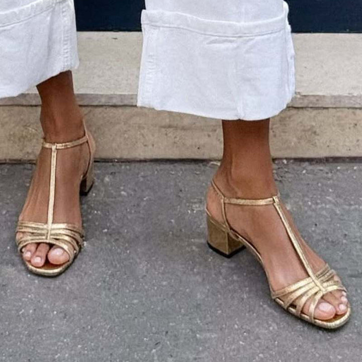 SANDALELE MARA – ELEGANȚĂ COTIDIANĂ