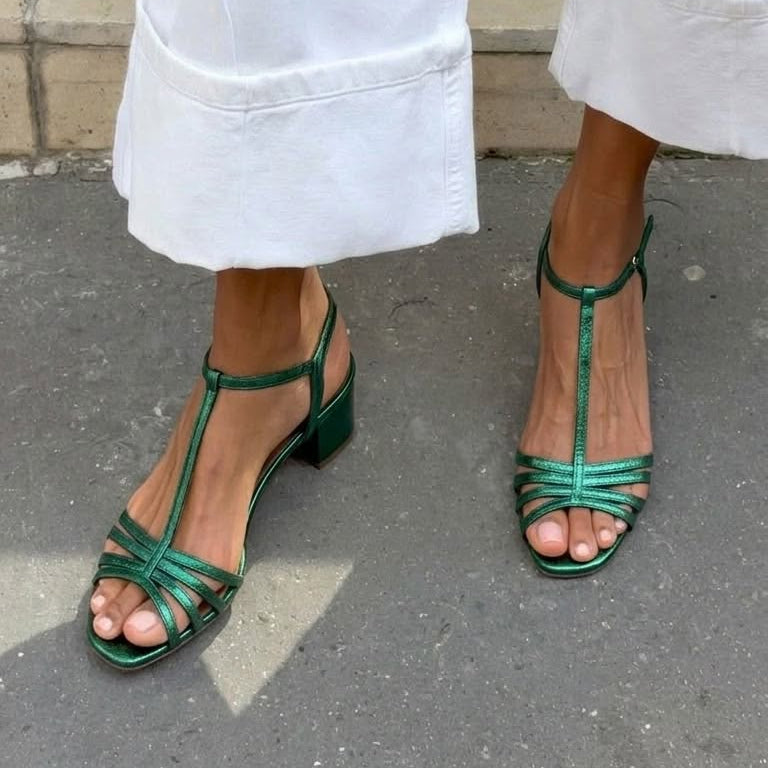SANDALELE MARA – ELEGANȚĂ COTIDIANĂ
